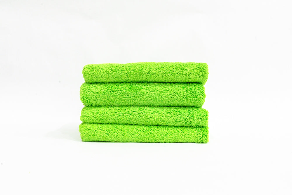 Ceramic Garage Fluffy Ultra Soft Edgeless Microfiber Towel 480 GSM 16 x 16 inches Green 4 pack