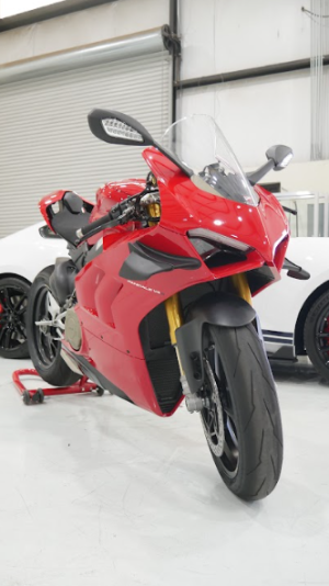 paint protection film xpel ppf ceramic garage Ducati Panigale